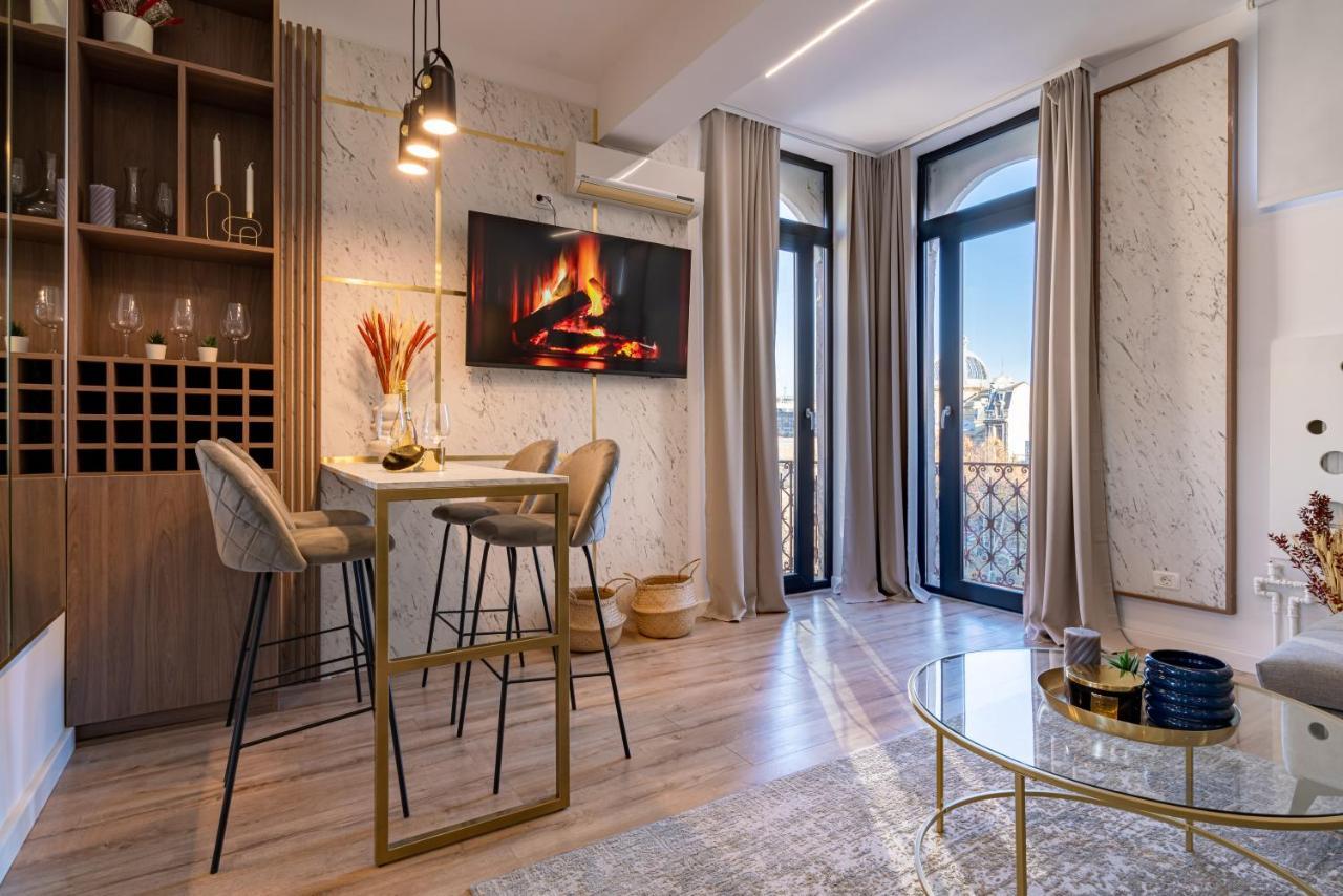 Golden View - Breathtaking Location In Bucharest Apartment Ngoại thất bức ảnh