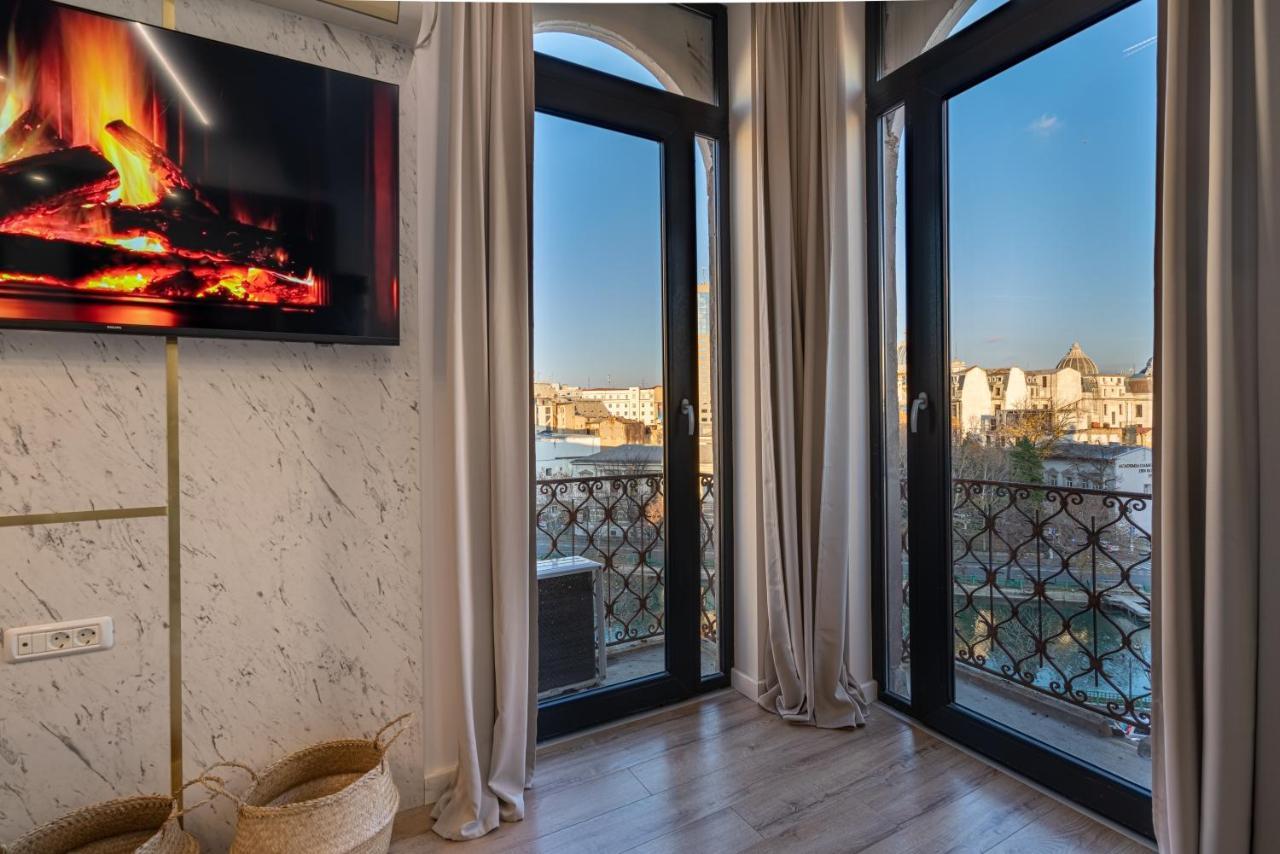 Golden View - Breathtaking Location In Bucharest Apartment Ngoại thất bức ảnh